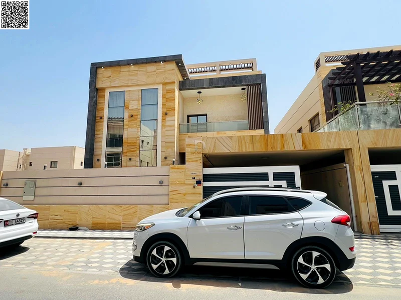 Luxury 5 bedroom villa in Al Tallah 1, Ajman - fully furnished, electricity, water and air conditioning included. Prime location near services. Freeho63865131589890110