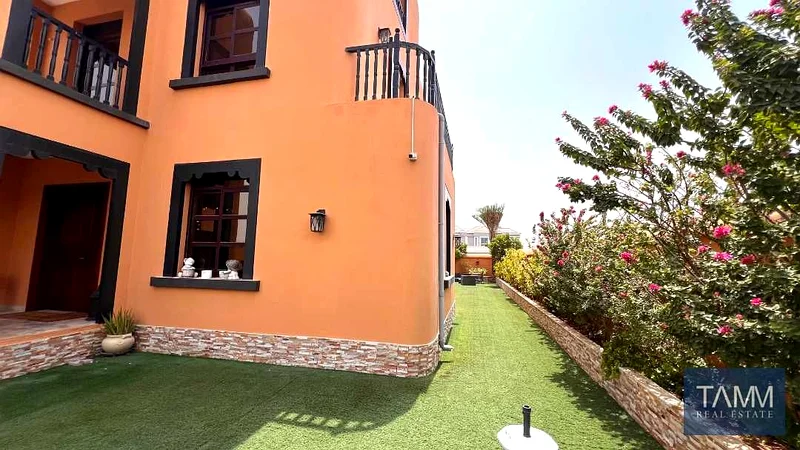Luxury 4BR Villa | Single Row | Rare Corner Plot | Unfurnished63919901492865114