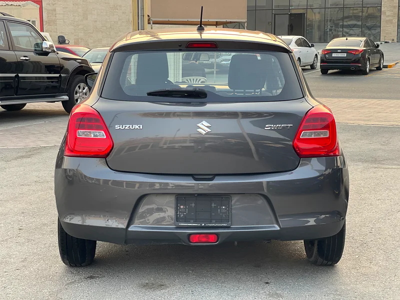 Suzuki Swift 2023 Gulf model in good condition63490757080961114