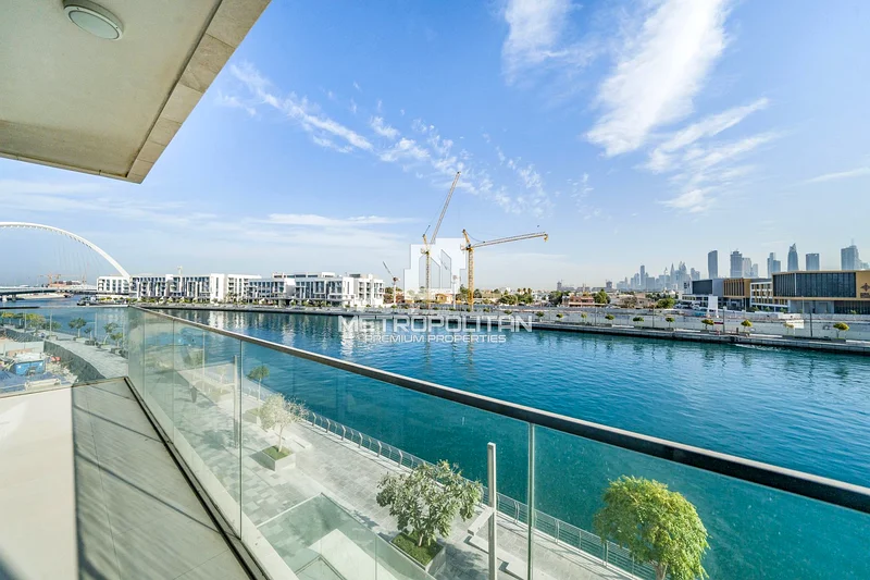 Waterfront Living| Modern Finish | Spacious Layout63949782802433110