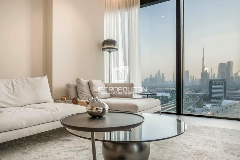 مفروشة بالكامل | معيشة أنيقة | طابق عالٍ63929101747715112