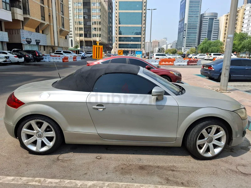 Audi tt63489229502082114