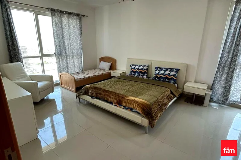 For Sale | 1 Bedroom | High Floor | Rented64031693202178111