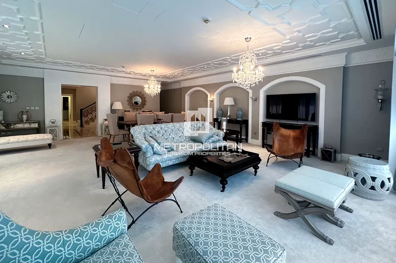 Royal Living | Pool View | Furnished64009894990979112