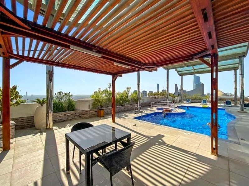 Fully furnished | Lake view | Close to Metro63750047712387112