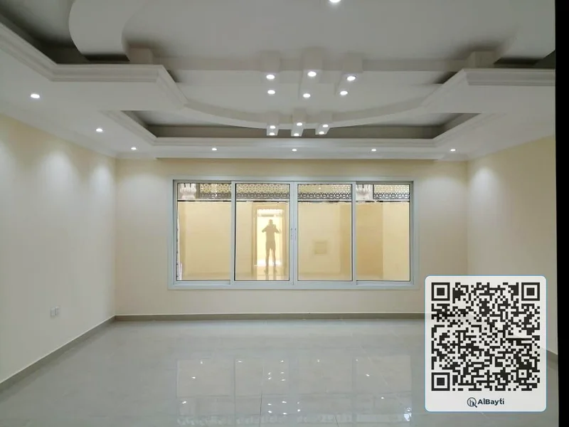 Gorgeous Villa Available For Sale63870351785729112