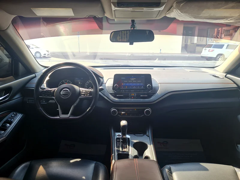 Nissan altima GCC 2019 full option SR . 3750063399970584834114