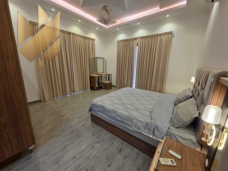 Corner | Brand New | Modern Design | Deluxe Finish63405193244803114