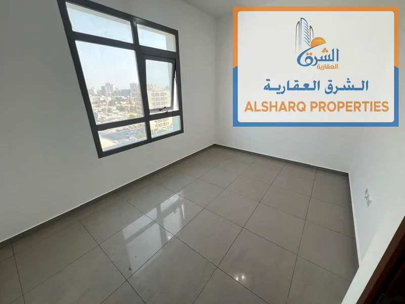 شقة مميزة للسكن العائلي، غرفتين نوم، صالة، حمامين، وشرفة ممتازة في الرشيدية 2، عجمان63721432241154113