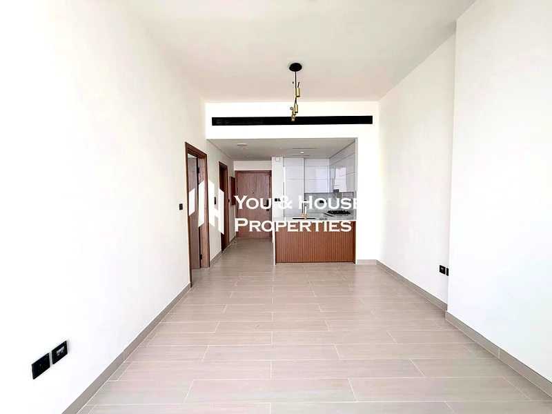 شقة بغرفة نوم واحدة للإيجار في بناية عالية | جديدة بالكامل | تخطيط ذكي ومشمس63787493692930110