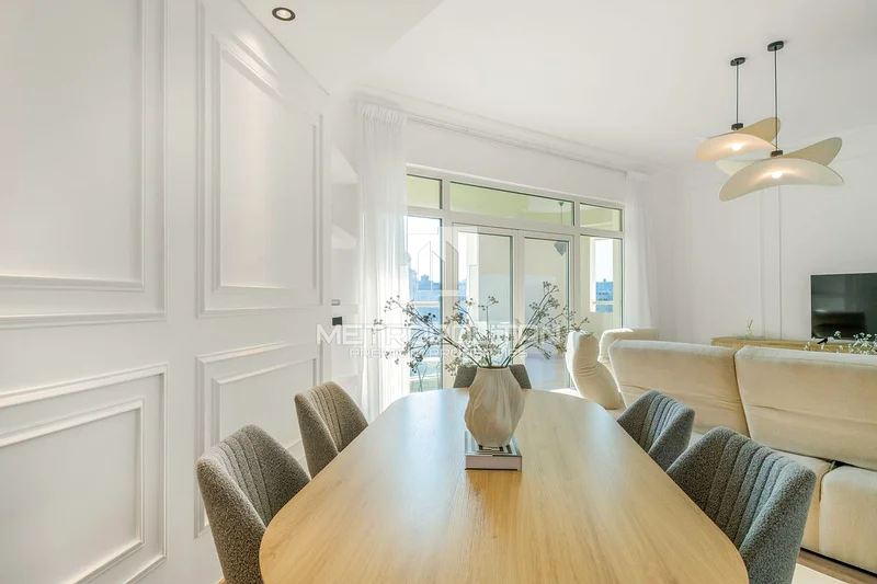 Fully Upgraded | Furnished | High Floor64009545796865110