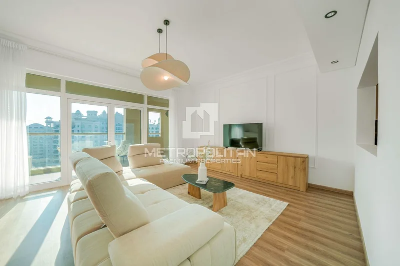 Fully Upgraded | Furnished | High Floor64009545796865113