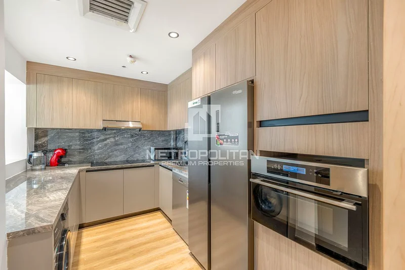 Fully Upgraded | Furnished | High Floor64009545796865114