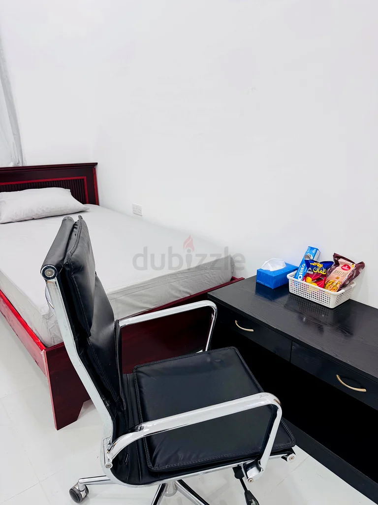 شقة مشتركة في فيلا جديدة بالكامل (مؤثثة بالكامل)63473540340995111