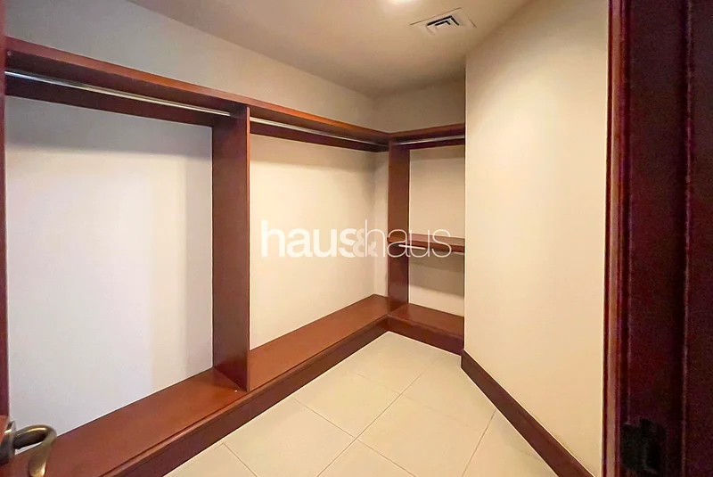 Partial Sea View | Notice Served | Mid Floor64007562391553113