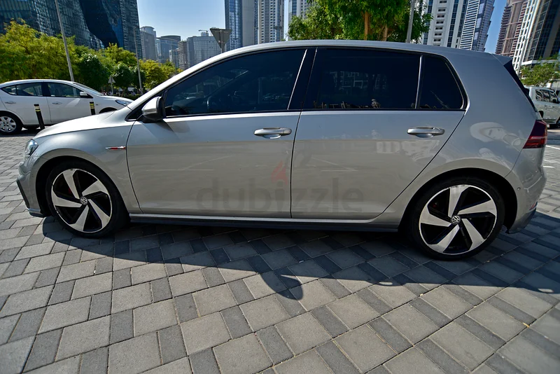 VW Golf GTI 1.5L Turbo // GCC Spec // No Accident63612061901953112