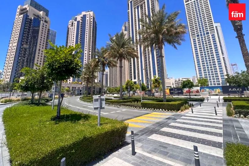 Tenanted | Spacious Unit | Unfurnished64026241971969110
