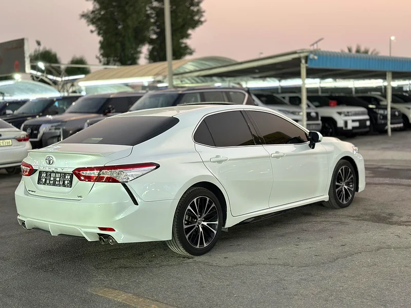 تويوتا كامري سبورت طراز خليجي 2020 كاملة الخيارات63484632117761114
