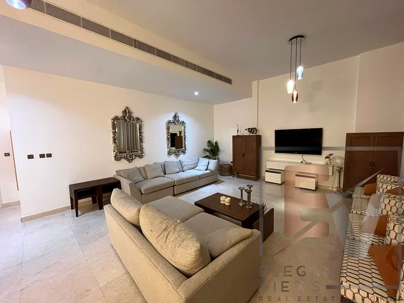 فيلا حصرية بـ4 غرف نوم + غرفة خادمة | مفروشة بالكامل | تراس على السطح63654982135554110