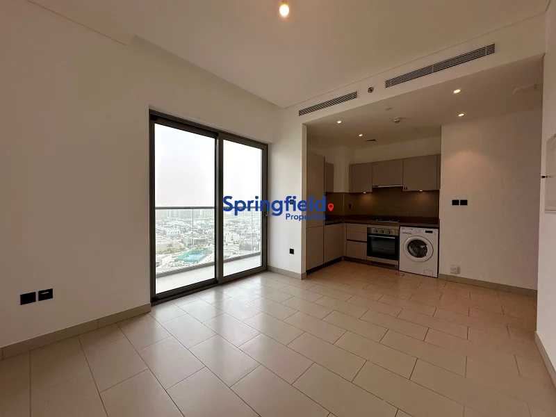 Spacious Layout | Mid Floor | Community View64016940512515114