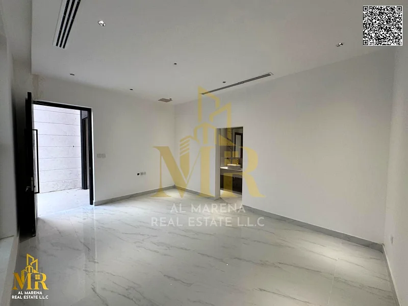Location: Al Bahia - Ajman Land Area: 3,500 square feet Number of Floors: Two floors + roof Rooms: 7 master bedrooms Living Room: Majlis + 2 spacious63882550646914113