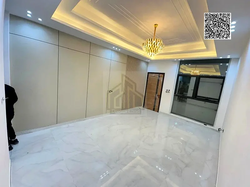 بسعر ممتاز قابل للتفاوض، تشطيب فاخر جدًا، يشمل رسوم التسجيل، ملكية تامة لجميع الجنسيات63895417929474113
