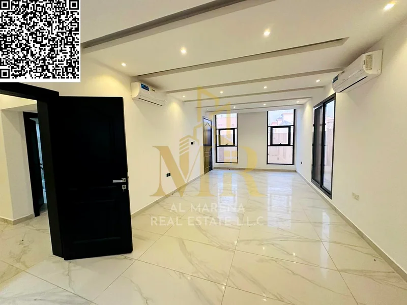 لإيجار سنوي، فيلا فاخرة في عجمان، أول مستأجر في المويحات 3، خمس غرف ماستر مع غرفة جلوس وصالتيْن مع مكيّف هواء63714636622465112