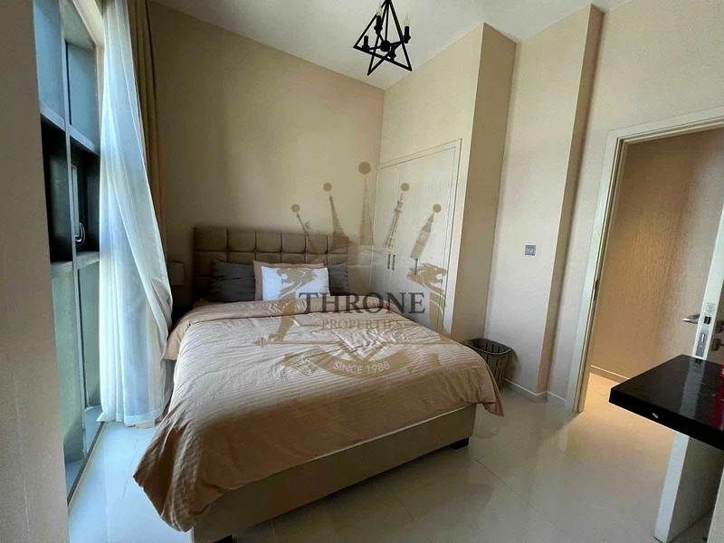 Corner | Single Row | Fully Furnished | Vacant64003482366978113