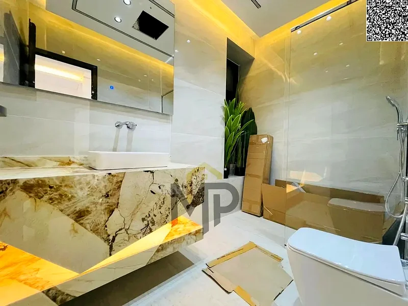 فرصة ذهبية بتشطيبات مميزة وتصميم ممتاز في منطقة الحيلو 2 مقابل مجتمع أزها.63894745630594112