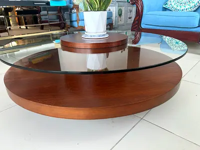Elegant Round Coffee Table with Glass Top