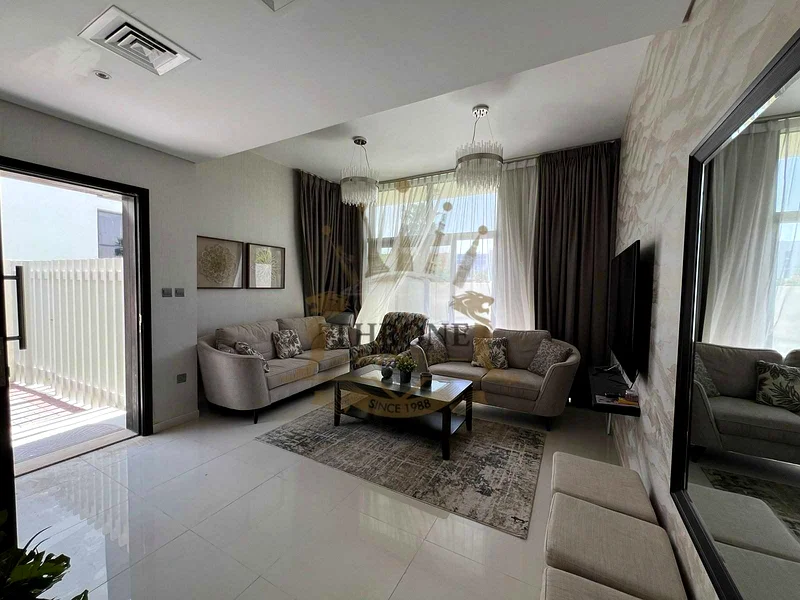 Corner | Single Row | Fully Furnished | Vacant64003482366978111