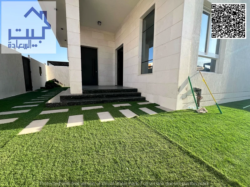 Your dream corner villa on two main streets next to the Azha complex on the main street, at an attractive, negotiable price. Freehold for all national63895136472705112