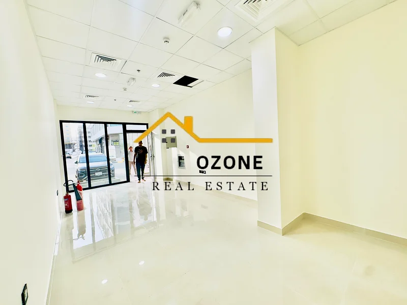Prime Location _ Ready To Move Shop Available For Your Good Business63622988056834114