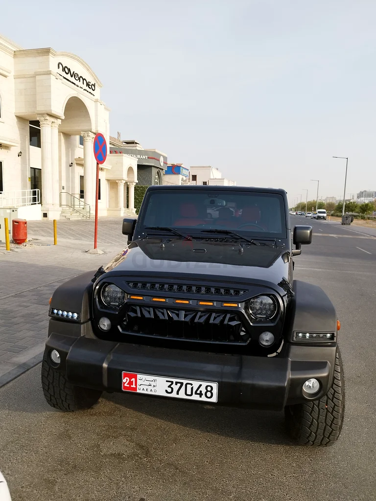 جيب رانجلر غير محدود 2015 معدل للخليج بحالة ممتازة63489878250115114