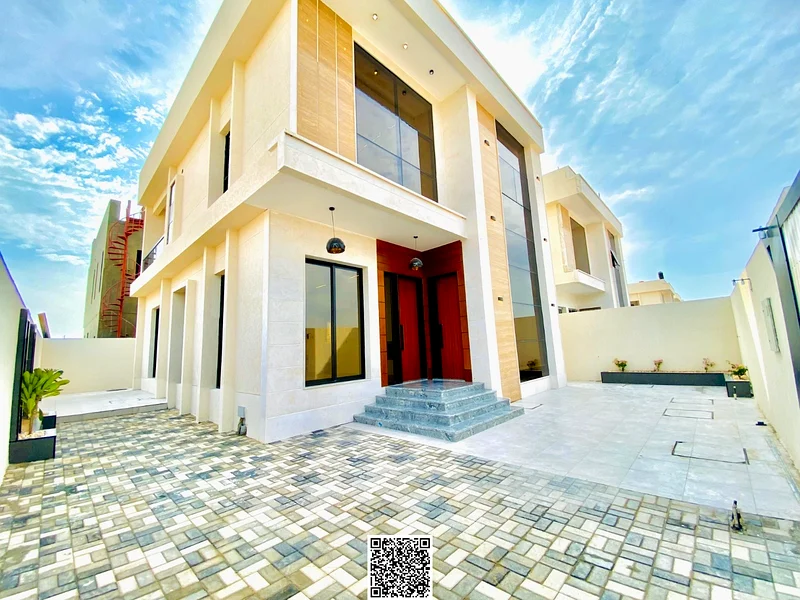 For sale, a modern villa at a very good price, close to Sheikh Mohammed bin Zayed Road, freehold for all nationalities, at a negotiable price with the63891577369603113