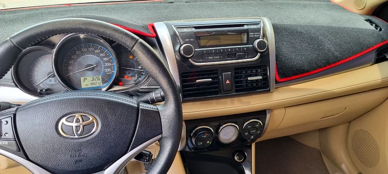 Toyota yaris Full option63484537606530111