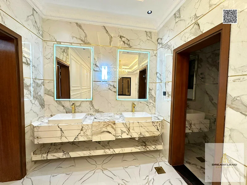Classic villa, corner of two streets, very distinguished location, ground floor, first floor and roof, freehold for all nationalities63894883946371114