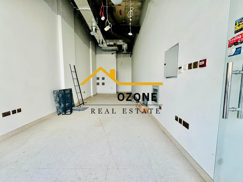 Iconic location _ For Your Good Business _ Limited Offer _ First come first take63622900013697111