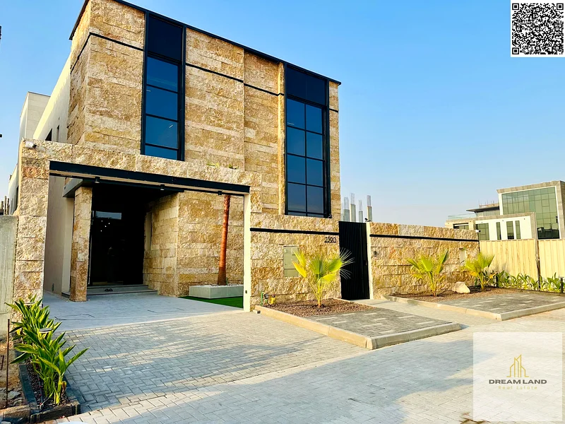 منطقة التميز الفاخرة، بما في ذلك رسوم التسجيل ورسوم الملكية، ومساحة كبيرة، ولا توجد رسوم خدمات.63877378240513110