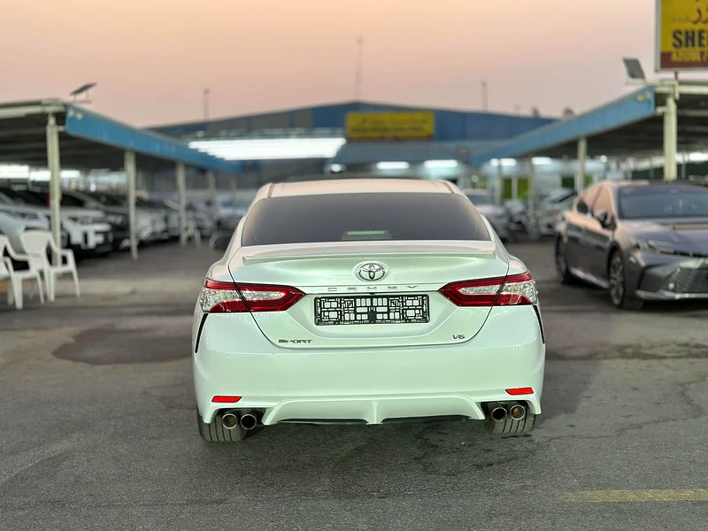 تويوتا كامري سبورت طراز خليجي 2020 كاملة الخيارات63484632117761113