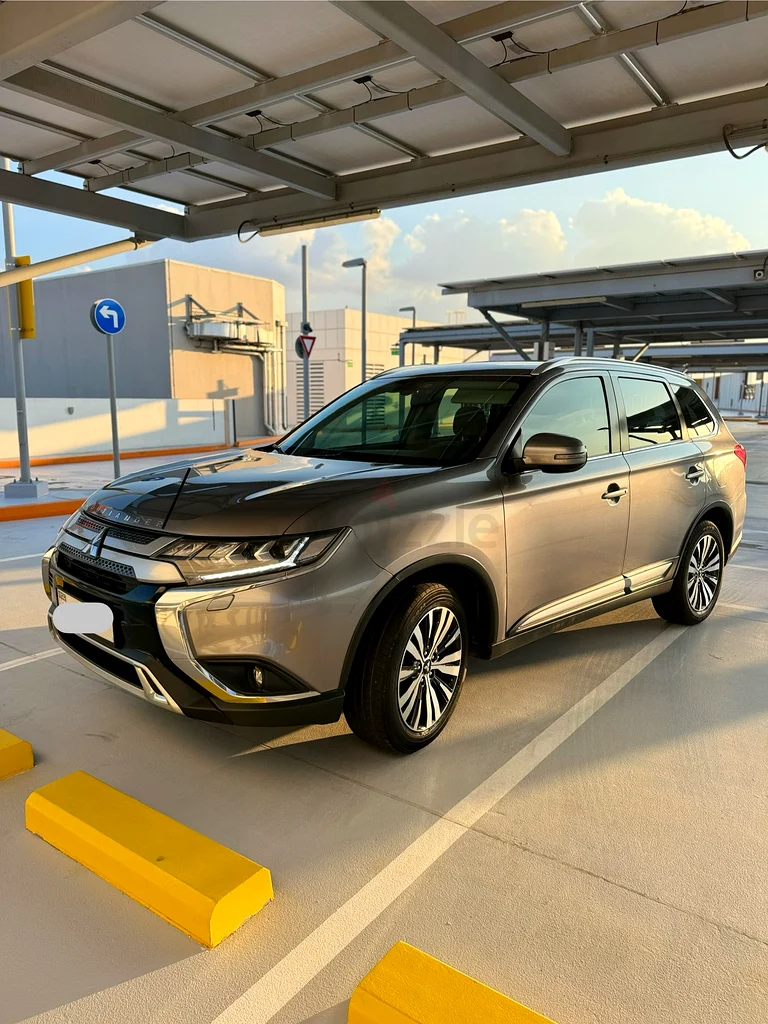 Mitsubishi Outlander63489196779265112