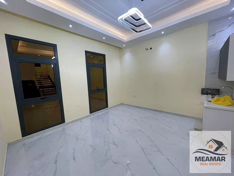 Registration fees included | Freehold for all nationalities | No down payment | 100% bank financing | Direct from the owner63891458466946114