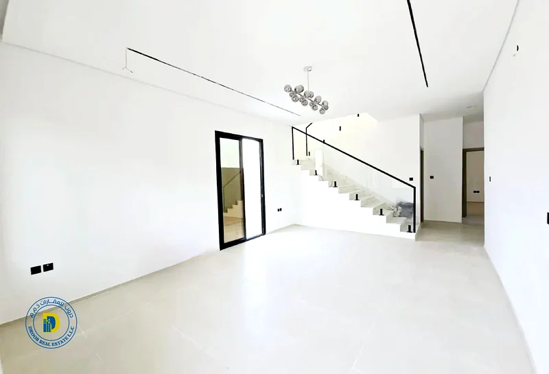For sale, a modern villa with 4 rooms and a terrace, including reg fees, in the Al-Helio 1, super deluxe finishing, freehold and bank financing63891458439427113