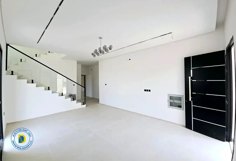 For sale, a modern villa with 4 rooms and a terrace, including reg fees, in the Al-Helio 1, super deluxe finishing, freehold and bank financing63891458439427112