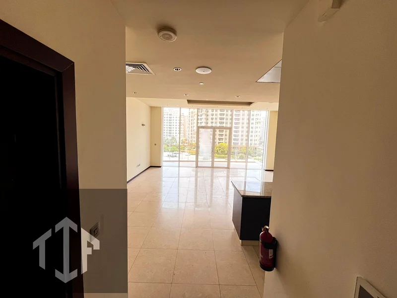 Spacious Layout -Private beach Access +Sea view63805480440450110