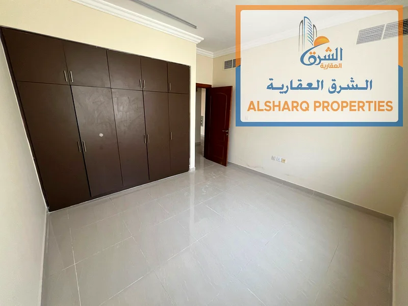 For annual rent, the most upscale apartment in Al Jurf 2, Ajman, one bedroom, a hall, and wall cabinets, at a very good price.63715025111297114