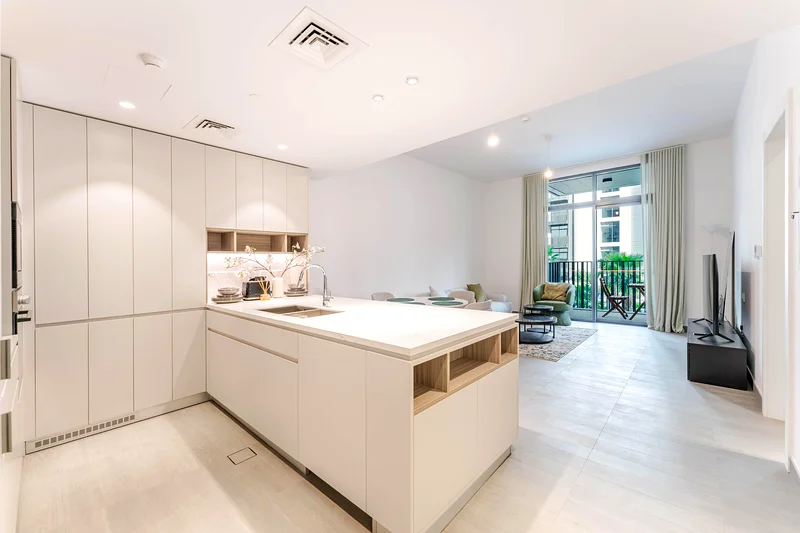 Vacant | Fitted Kitchen | Pool View64014294339202110