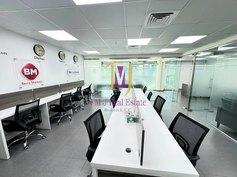 مؤثثة | تخطيط ضخم | طابق منخفض | بالقرب من المترو63620107653761113
