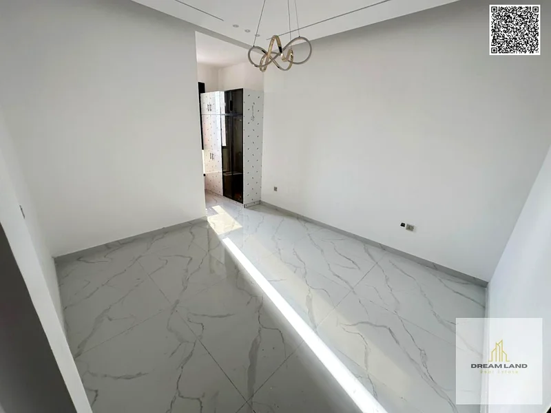 Townhouse for sale | 4 bedrooms + 2 living rooms + roof | Prime location in Al Zahia | For only 1,200,00063895417937665114