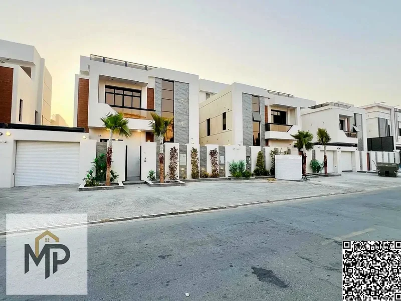 A great opportunity to own a luxury villa located in the heart of the distinguished Bahia area at an attractive price, including electricity, water an63880619823107112